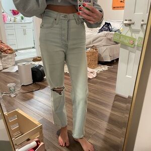 Levi’s light washed high waisted jeans